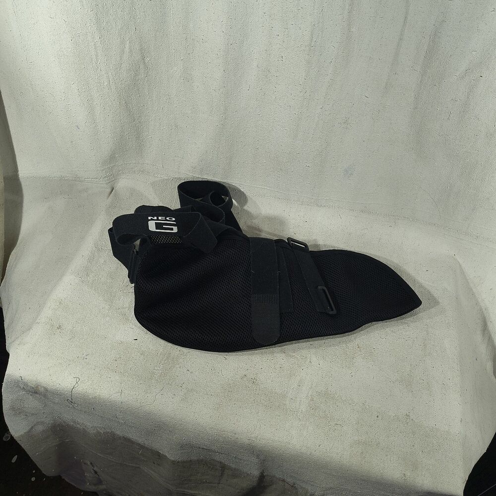 NEOG Immobilizer Black Breathable Material Arm Sling